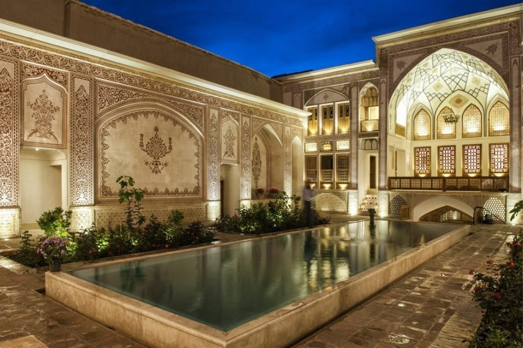 Mahinestan Raheb Hotel主图