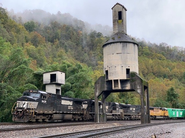 Elkhorn Inn & Theatre主图