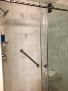 Drury Plaza Hotel Richmond-浴室