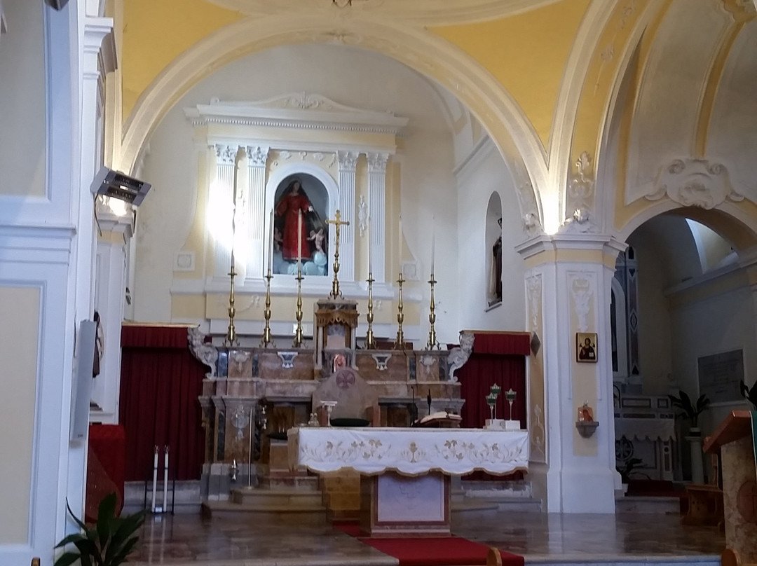Chiesa di Santa Maria Assunta-Pietraroja必去景点