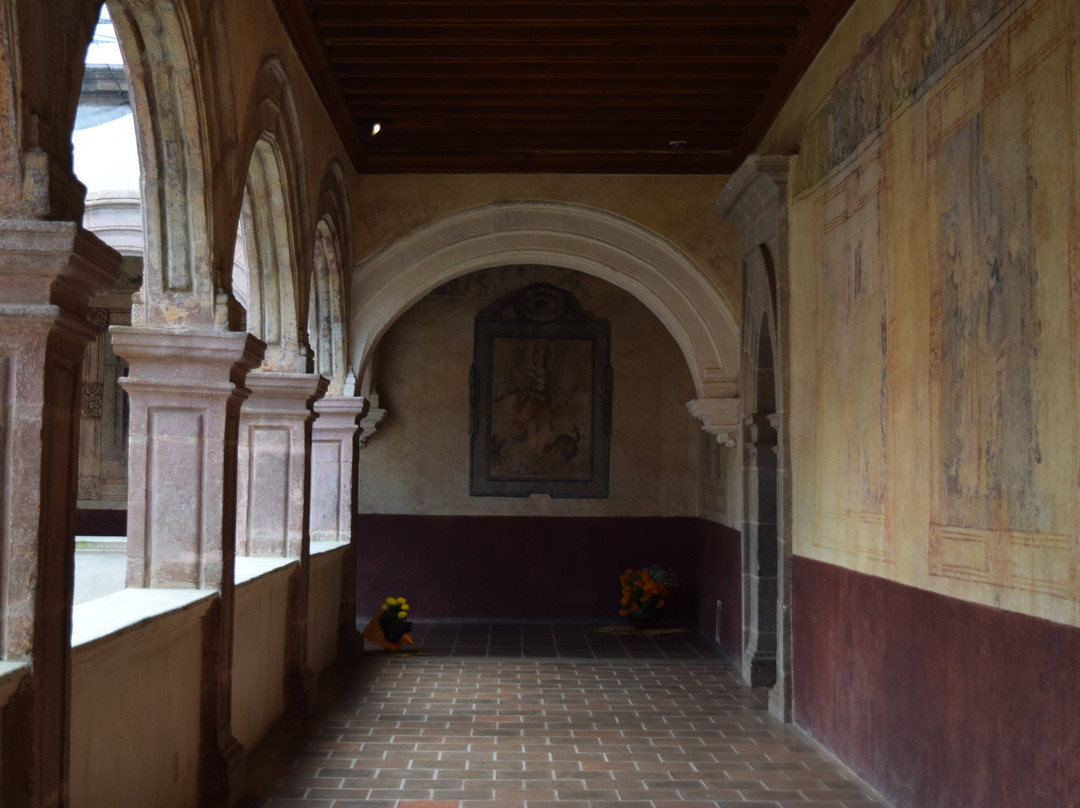 Museo Antiguo Convento Franciscano De Santa Ana de Tzintzuntzan-Tzintzuntzan必去景点