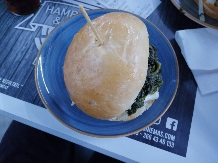 Discobowling Hamburgheria Ucicinemas-卡索里亚必去景点