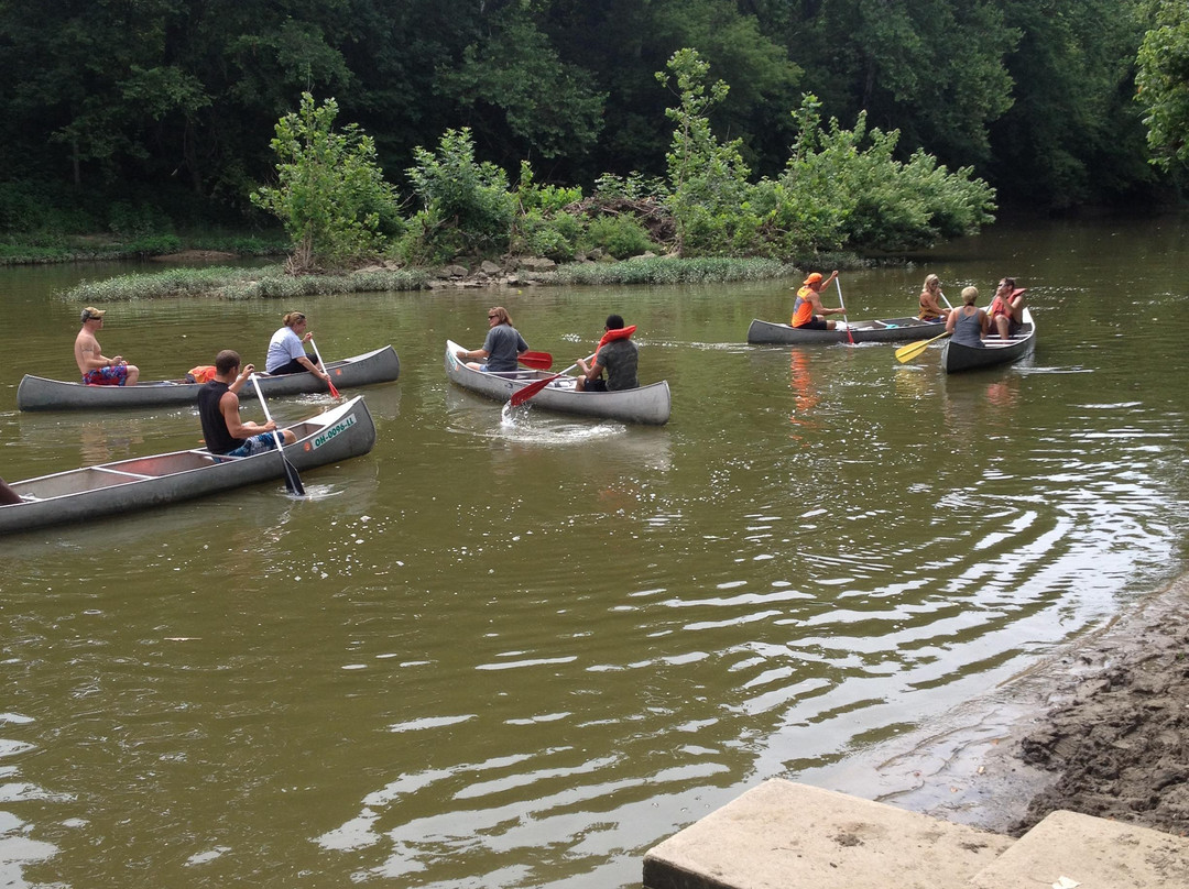 Barefoot Canoe-West Milton必去景点