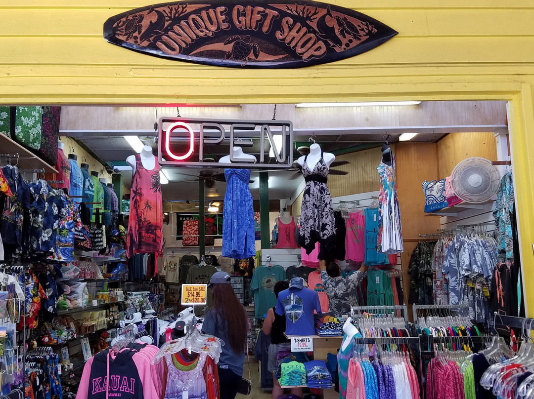 Unique Gift Shop-利胡埃必去景点