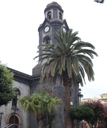 Church Square-弗里希利亚纳必去景点
