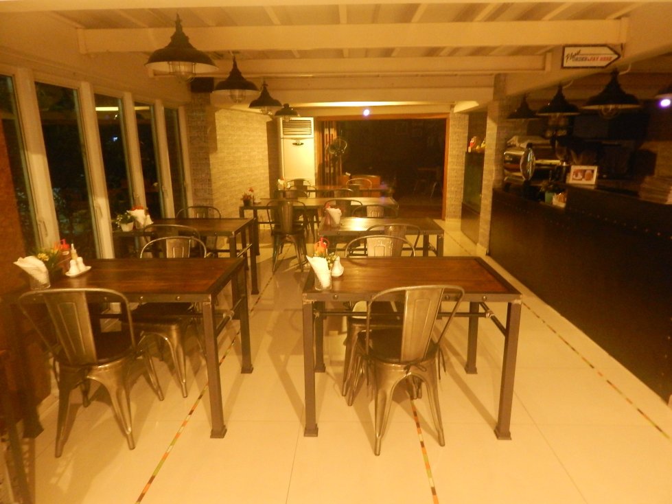 阿特华南蓬酒店-餐饮