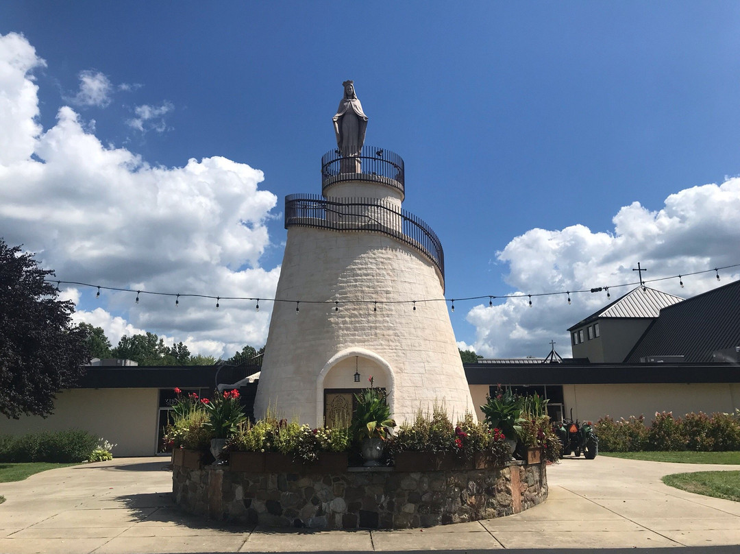 Our Lady of Lebanon Shrine-North Jackson必去景点