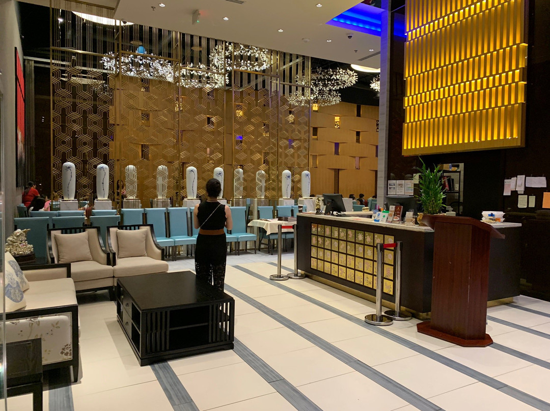 Royal China Restaurant