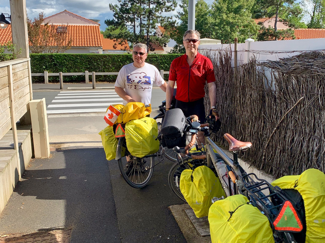 Logis Hôtel les Cols Verts主图