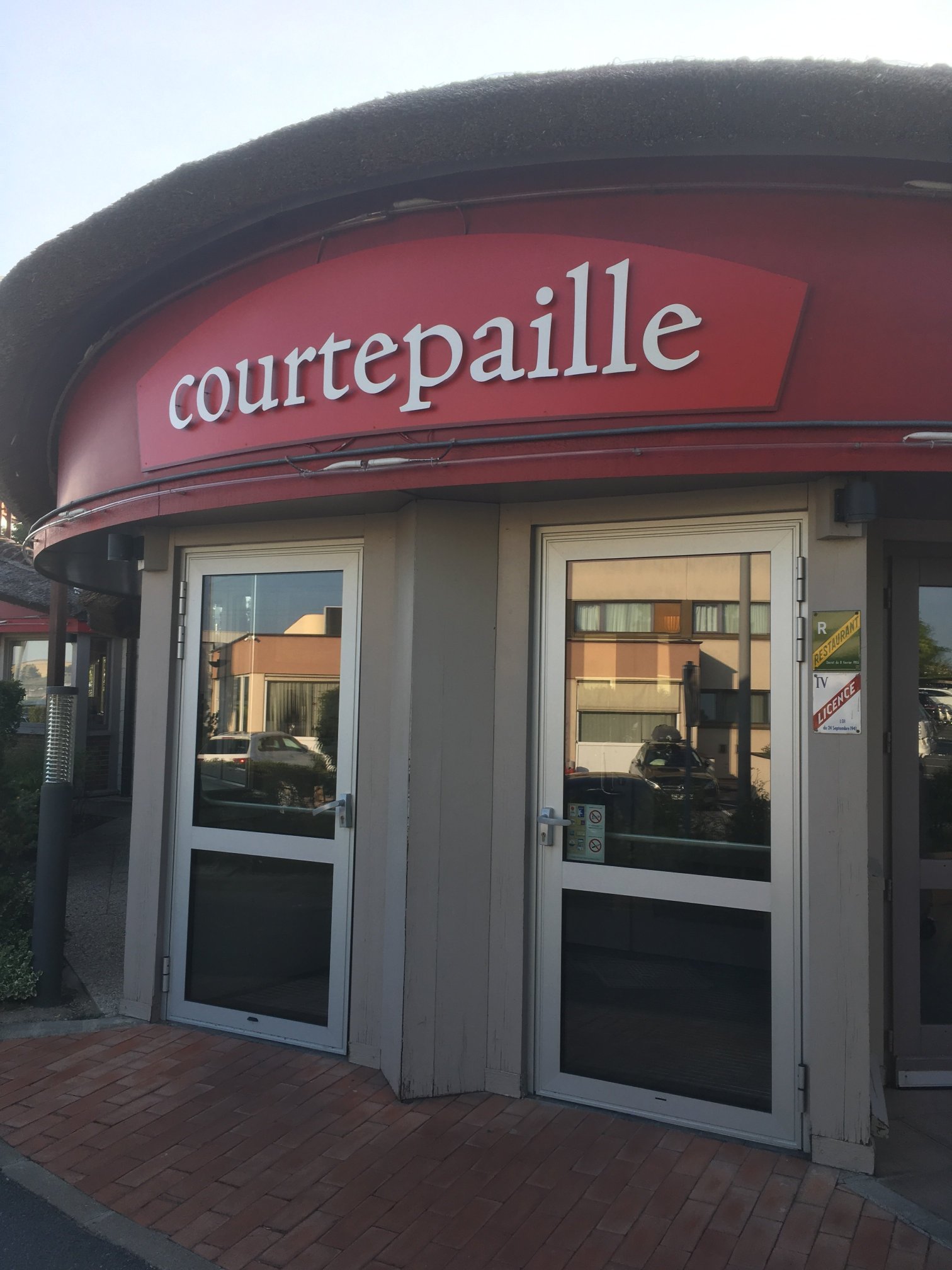 宜必思兰斯坦屈厄酒店-餐饮