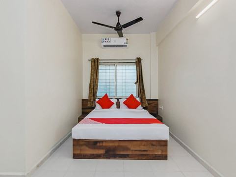 OYO Aditya Service Apartment主图