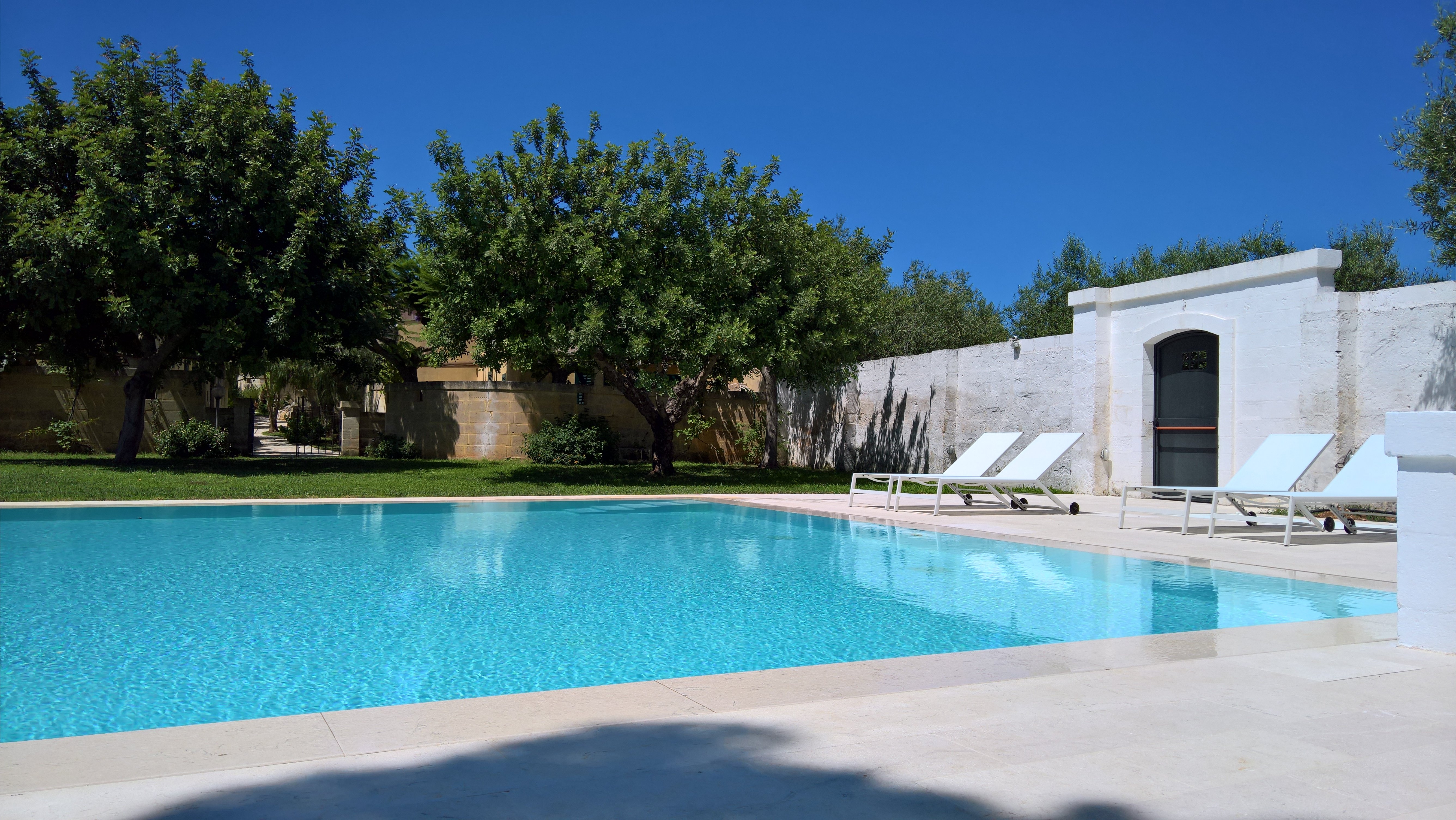 Masseria Asciano-泳池