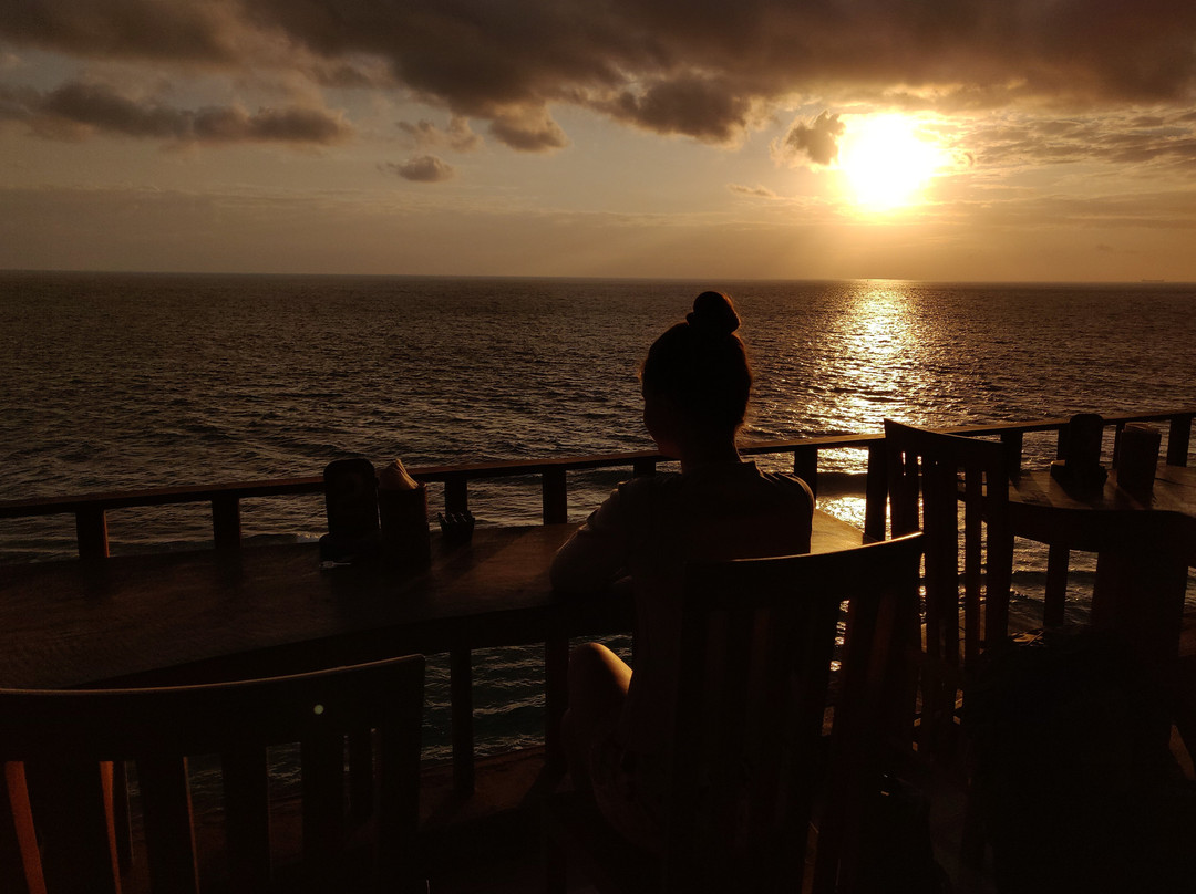 Ogix Cliff Paradise主图