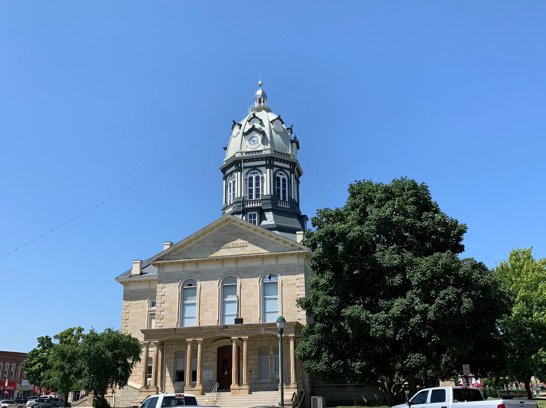 Courthouse Square-Winterset必去景点