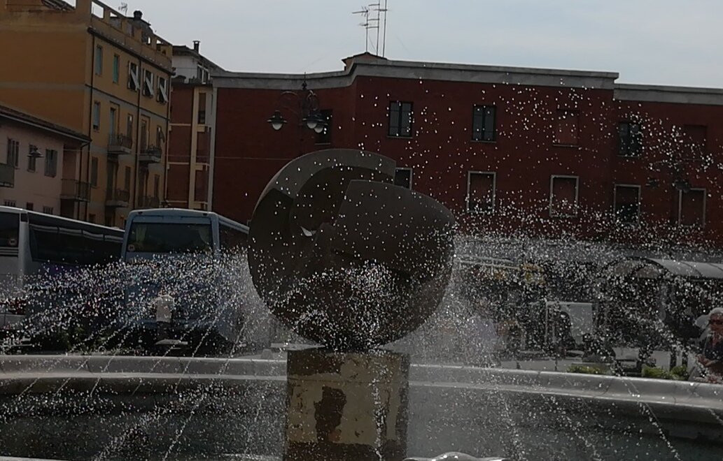 Fontana della Stazione di Pisa-比萨必去景点