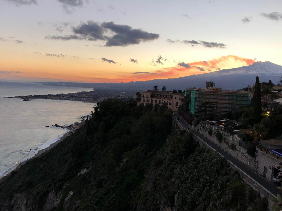 Amunì Travel景点图片