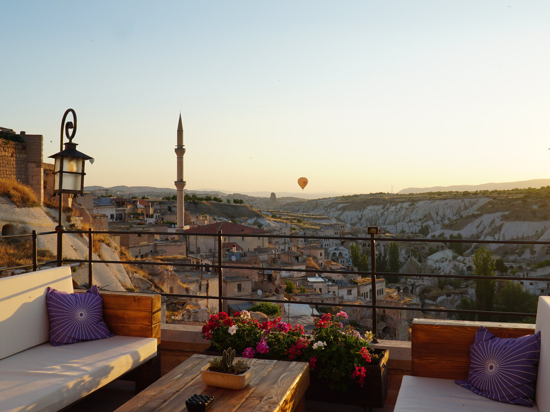 Nino Cave Suites主图