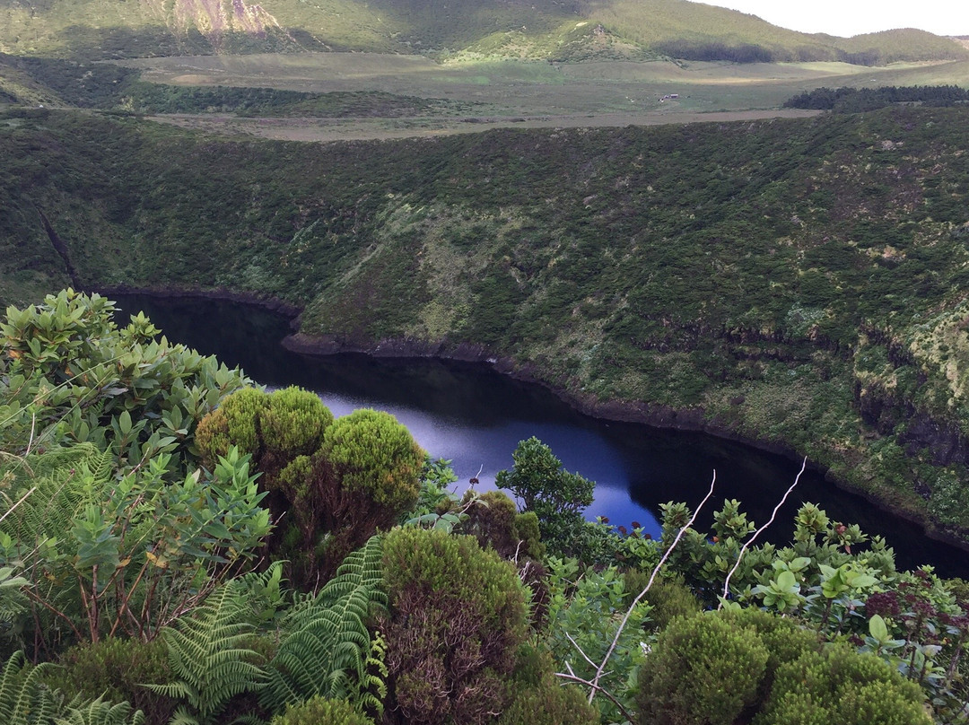Miradouro Lagoa Negra-Flores必去景点