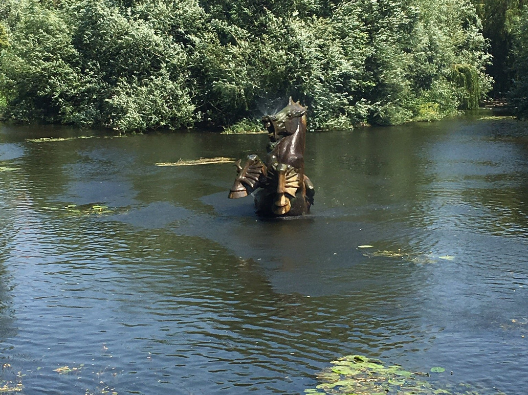 The Mer Stallion-欧登塞必去景点