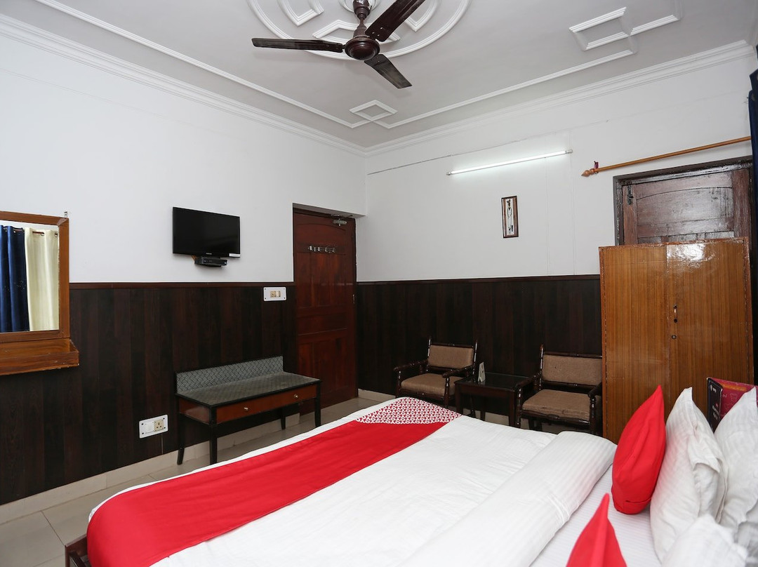 OYO 14877 Alinda Guest House主图
