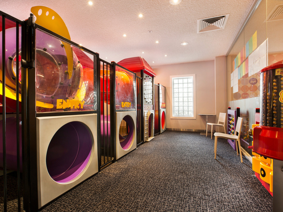 Nightcap at Ferntree Gully Hotel主图