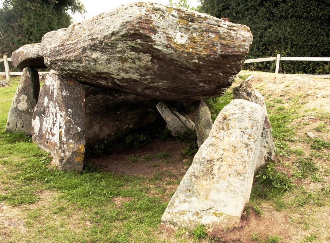 Arthur's Stone-Dorstone必去景点