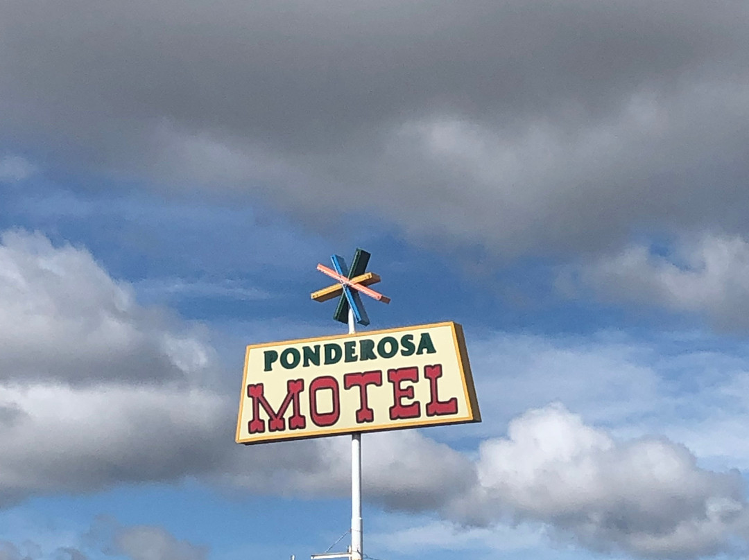 Ponderosa Motel主图