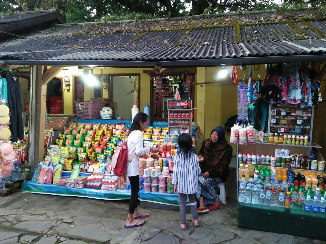 Cangar Batu Hot Spring景点图片