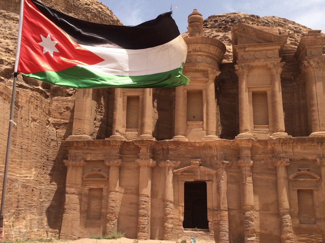 代尔修道院-佩特拉必去景点