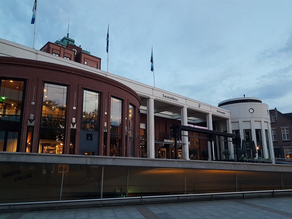 范德瓦尔克橘园剧院酒店主图
