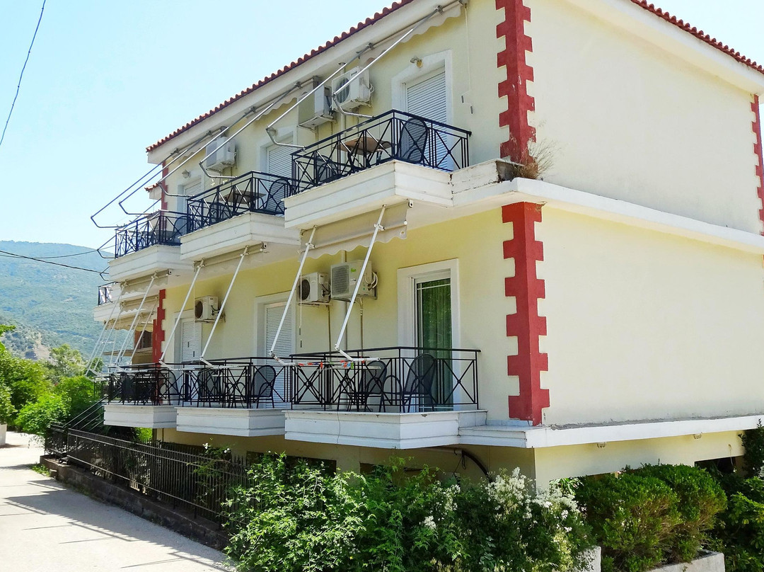 Kapougiati Studios主图