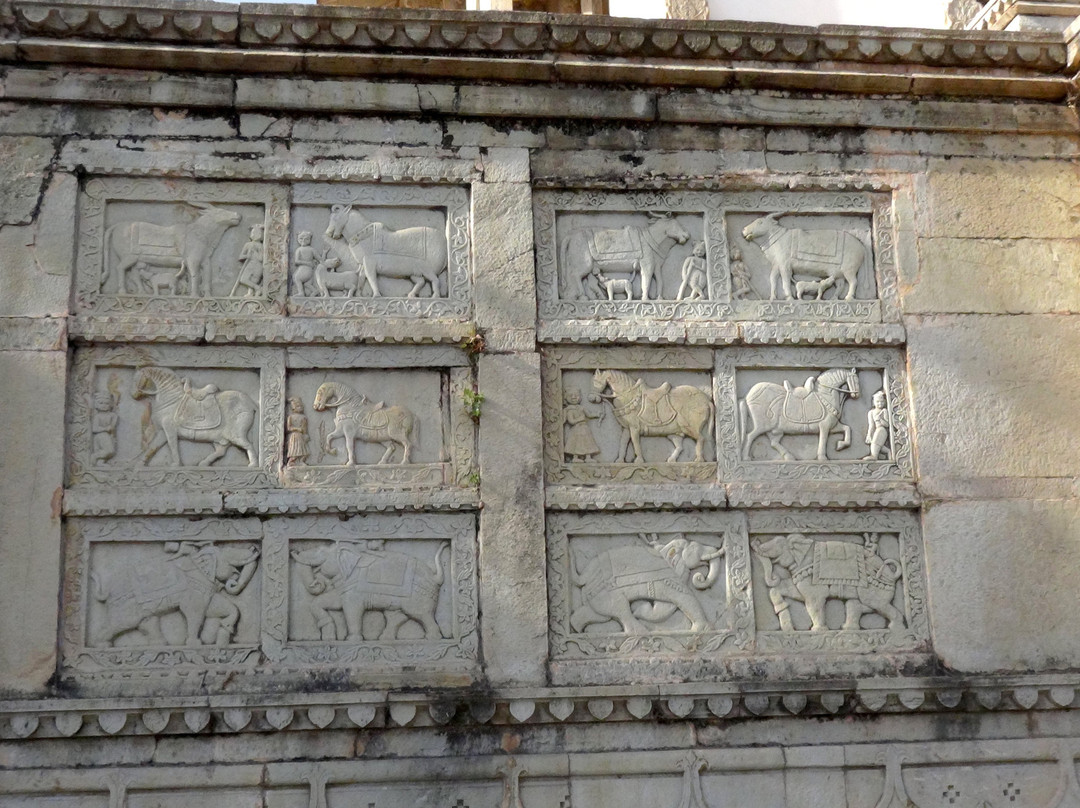 Chaurasi Khambon ki Chhatri景点图片