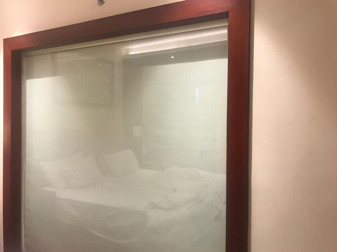 Golden Tulip Essential Jaipur主图