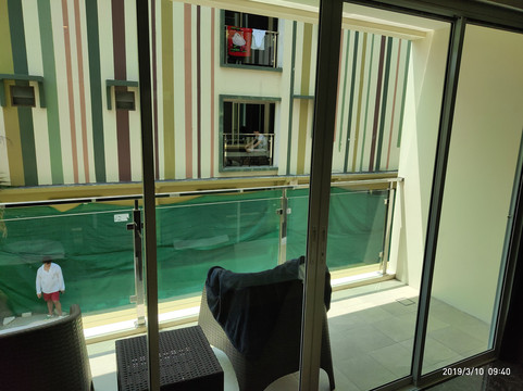 普吉岛安达海滨酒店主图