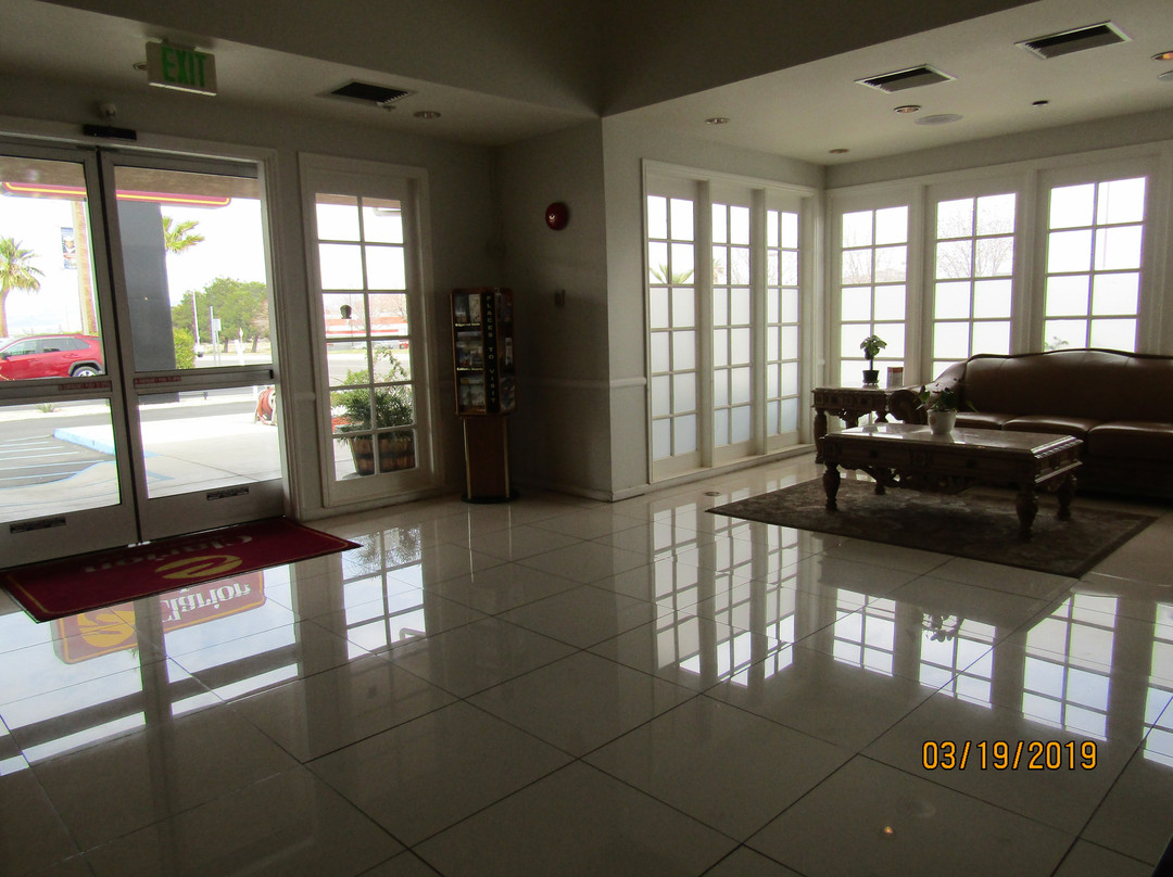 Clarion Inn Near China Lake Naval Station主图