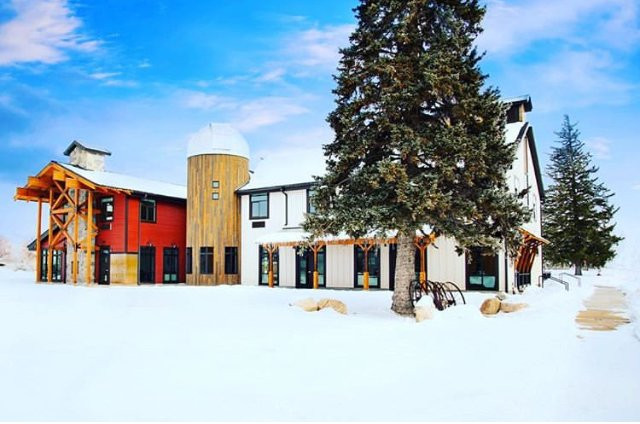 Compass Rose Lodge主图