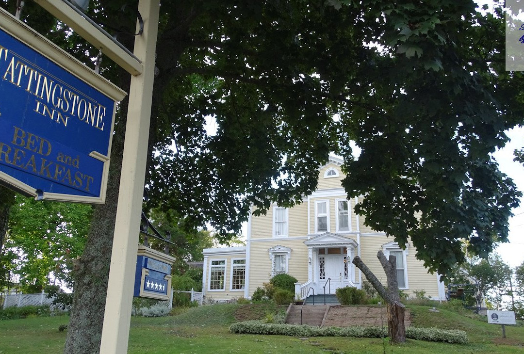 Tattingstone Inn主图