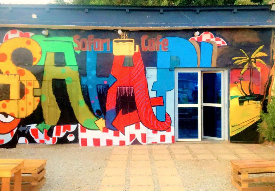 Safari Café Est Restaurant