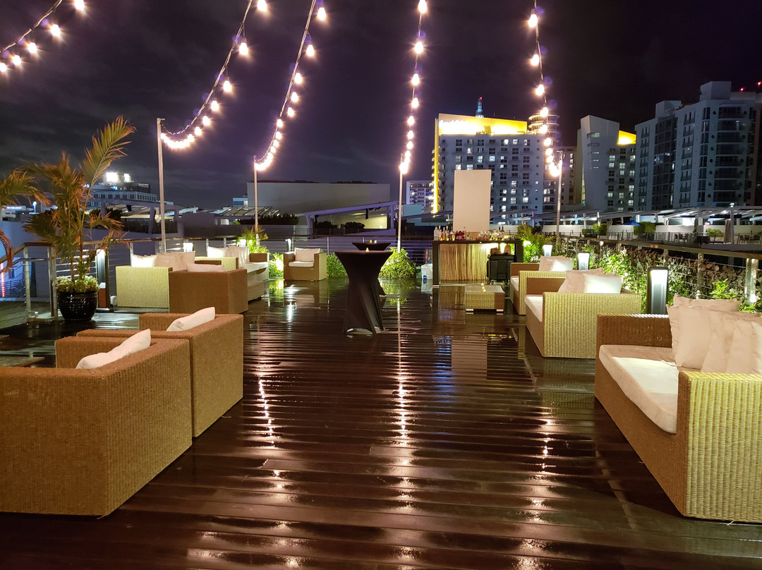 南海滩贝特西酒店主图