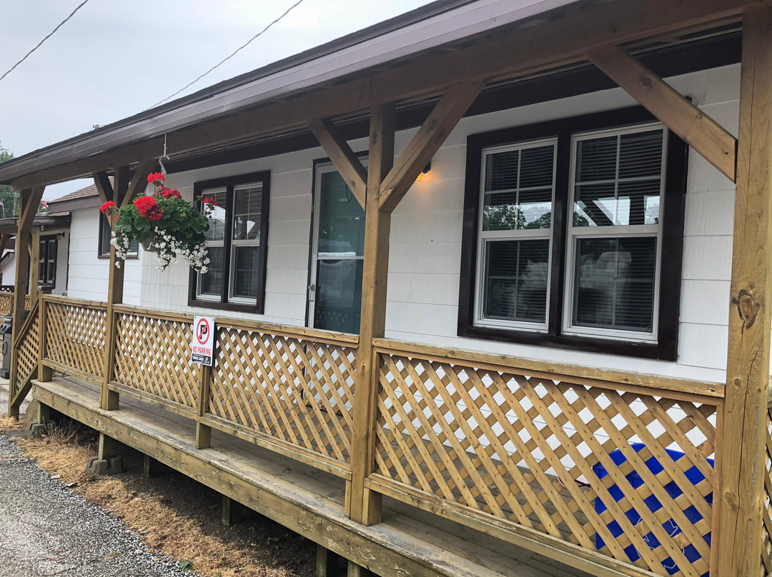 Lakeside Cabin Rentals