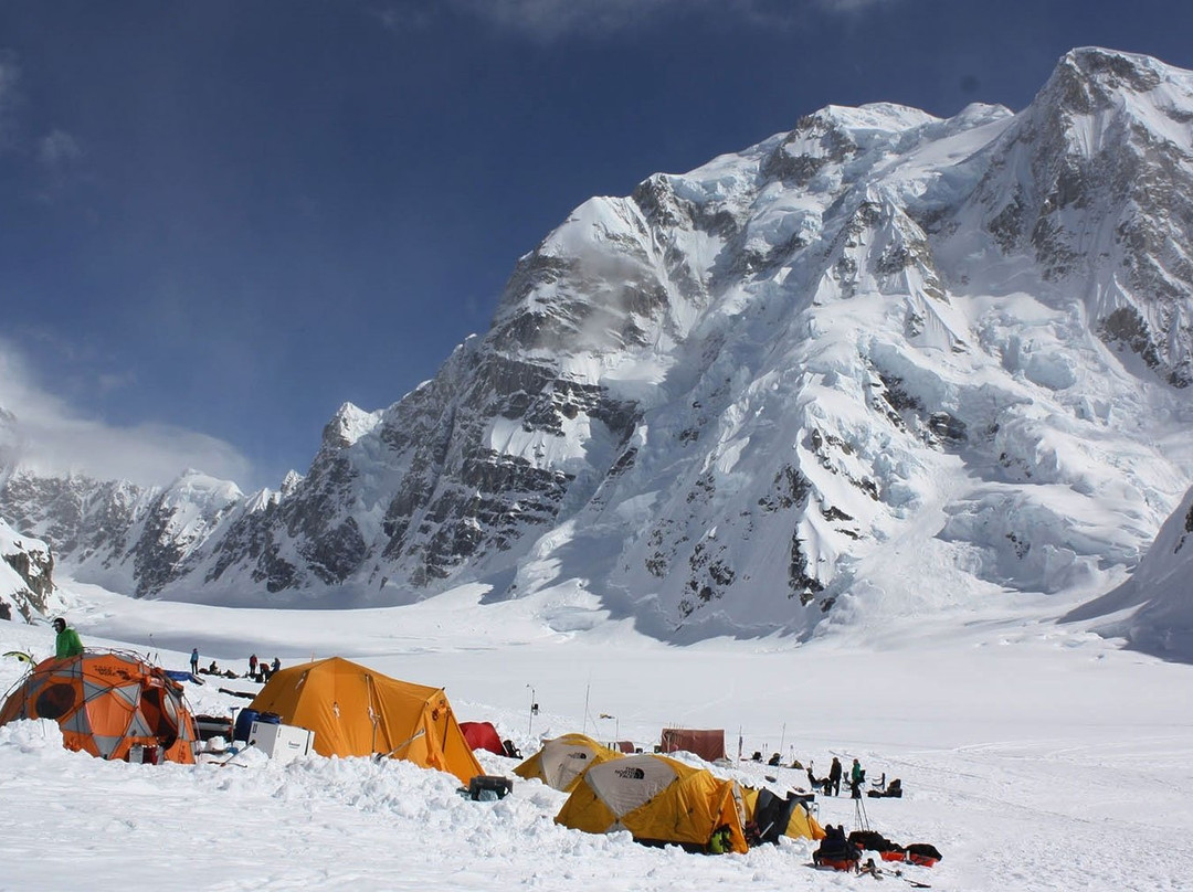 Hunza Guides Pakistan Tours Trekking & Expeditions-伊斯兰堡必去景点