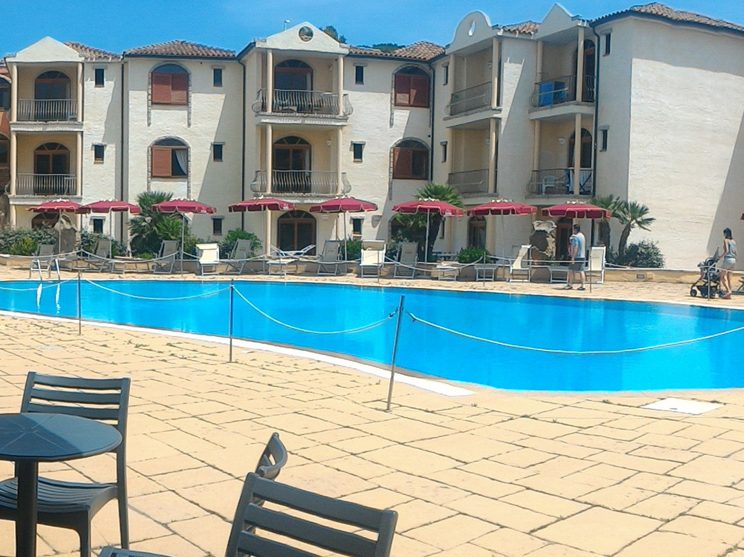 Club Esse Posada Beach Resort主图