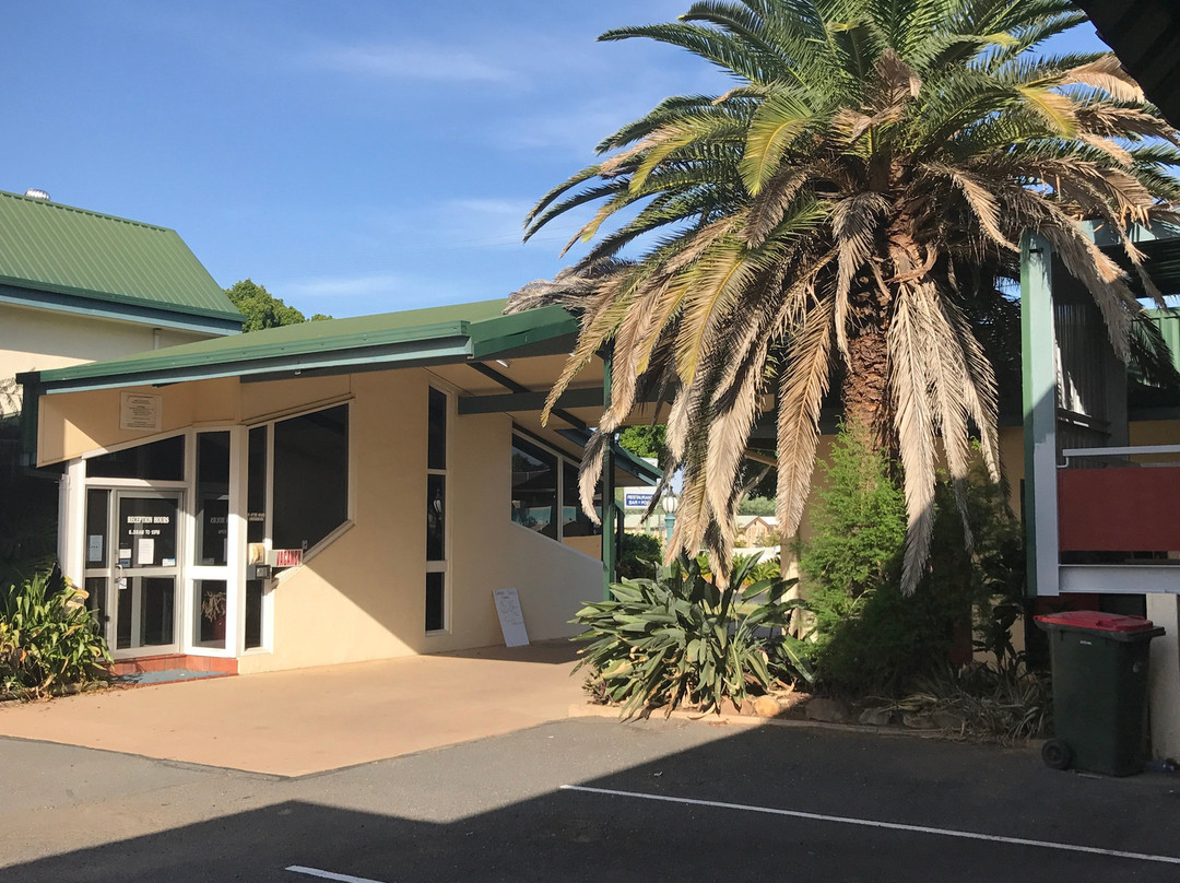 Central Emerald Hotel主图