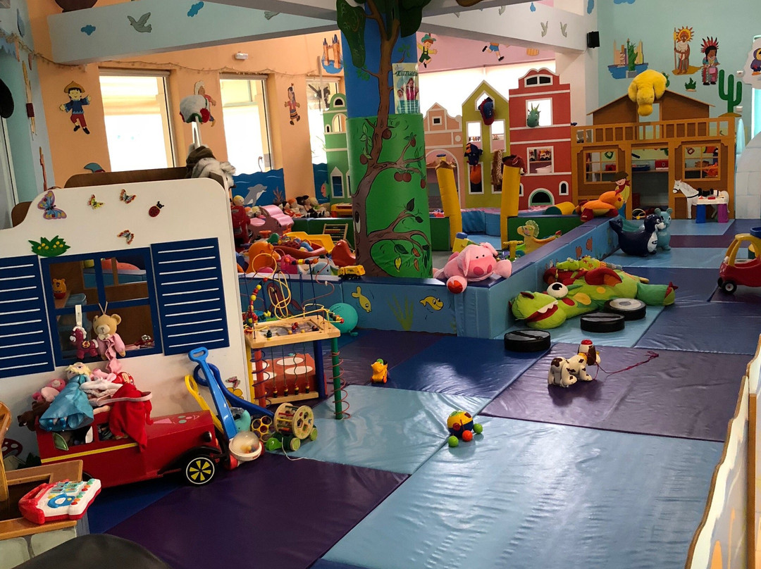 Parigoria旅游景点-To Oneiro