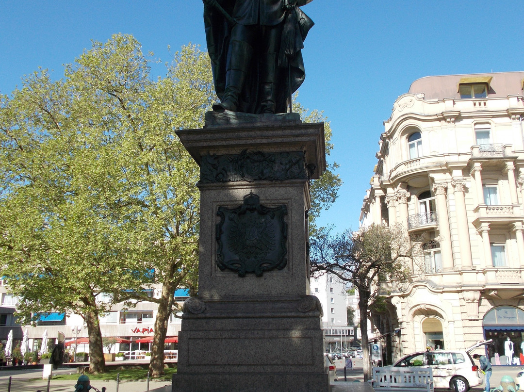 Kaiser-Friedrich-Denkmal-威斯巴登必去景点