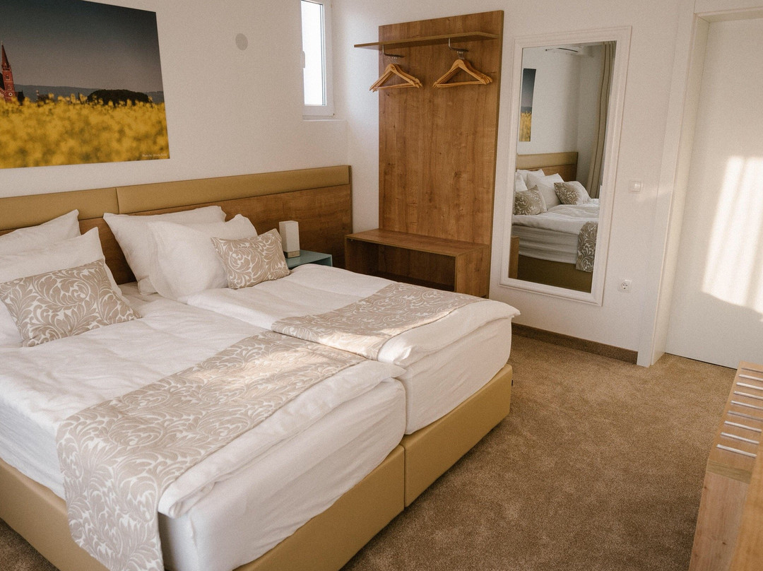 2I Rooms