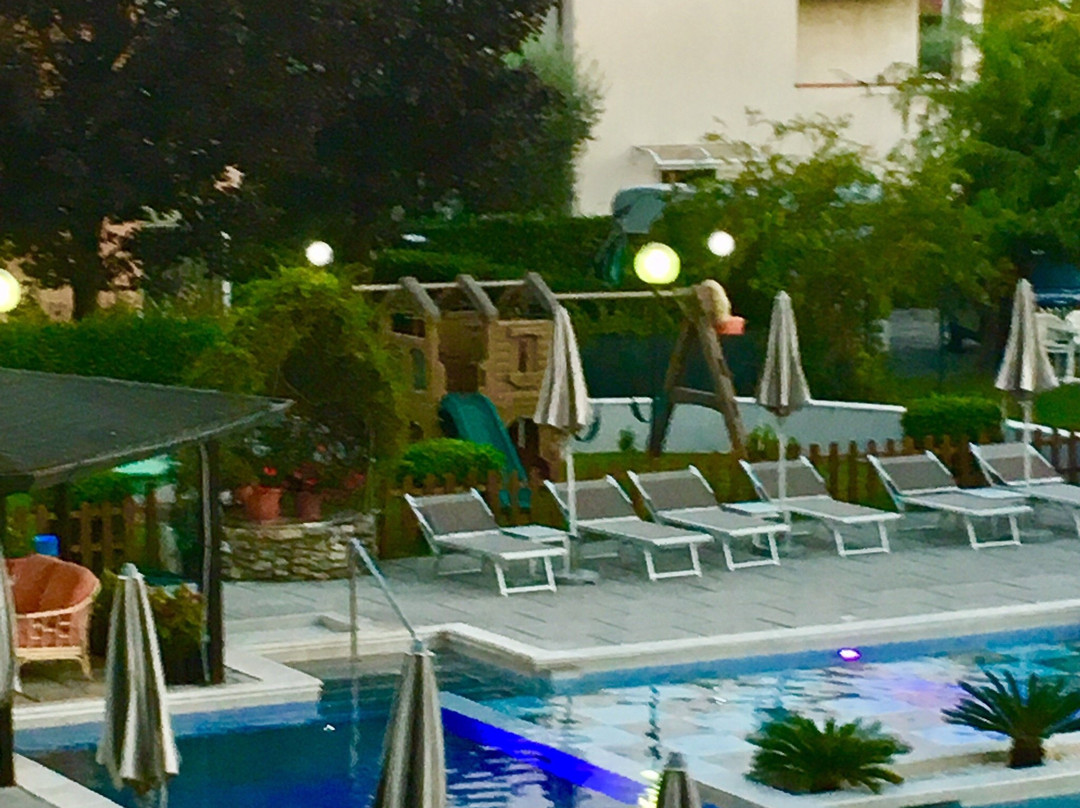 河公园酒店主图