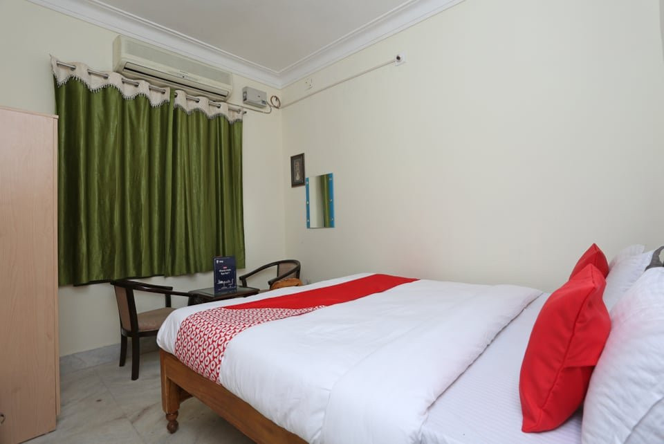 OYO 10510 Village Inn主图