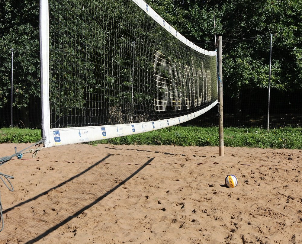Beach Volleyball School景点图片