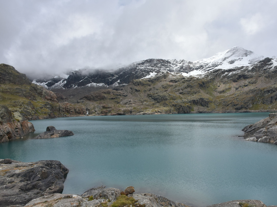 Lago Careser景点图片